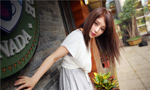 南陵想找一个女性生孩子给报酬-｛找个女人生孩子多少钱｝